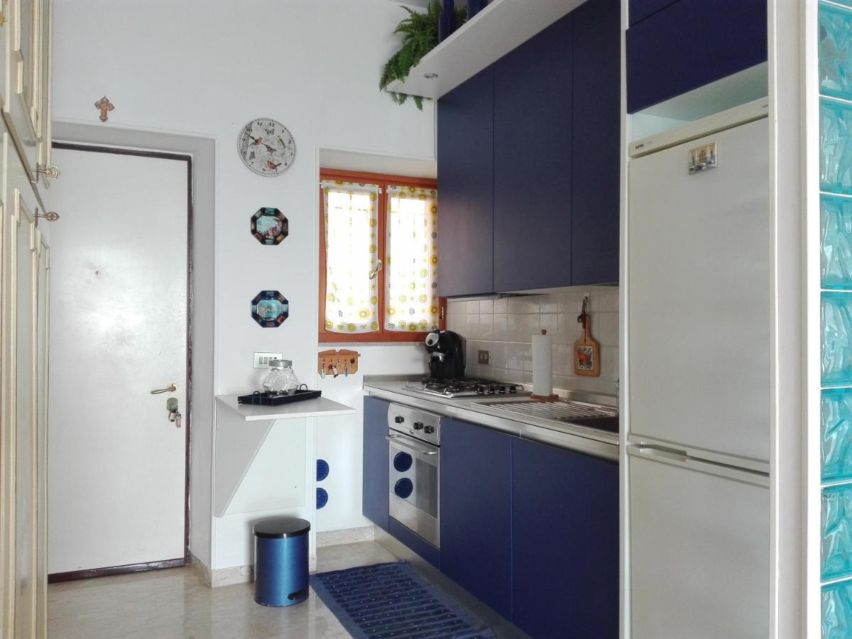 Un Tuffo In Mare Apartamento Génova Exterior foto