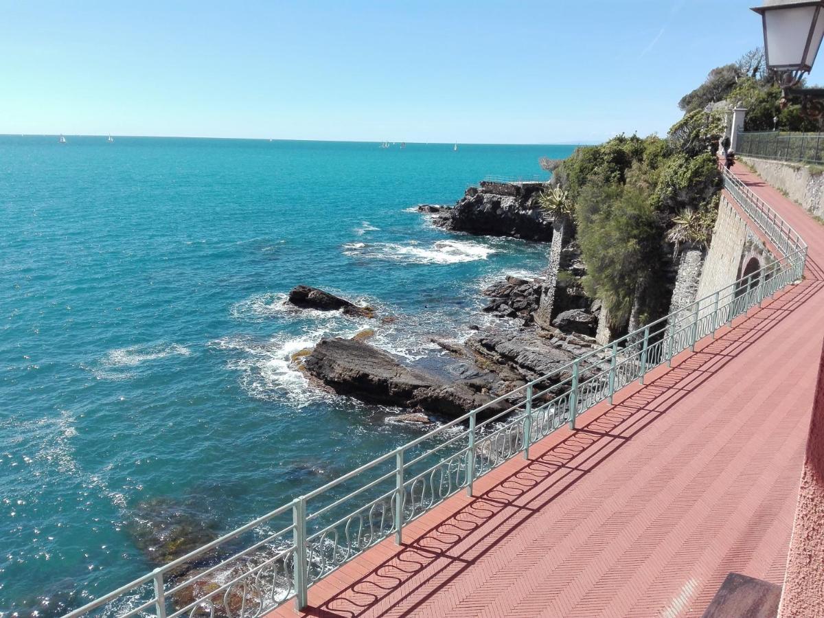 Un Tuffo In Mare Apartamento Génova Exterior foto